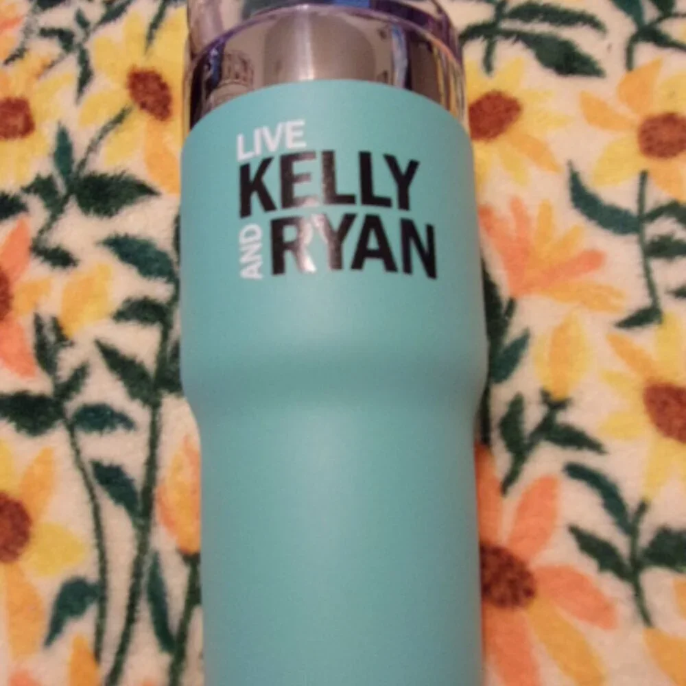 Live with Ryan & Kelly New Tumbler 27 oz